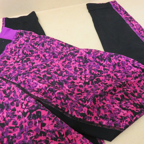 XL CHAMPION LEGGINGS / BLK & Hot PNK/GENTLY WORN - Picture 3 of 5